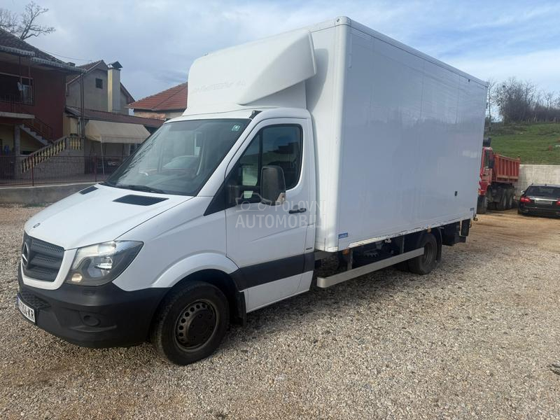 Mercedes Benz Sprinter 516