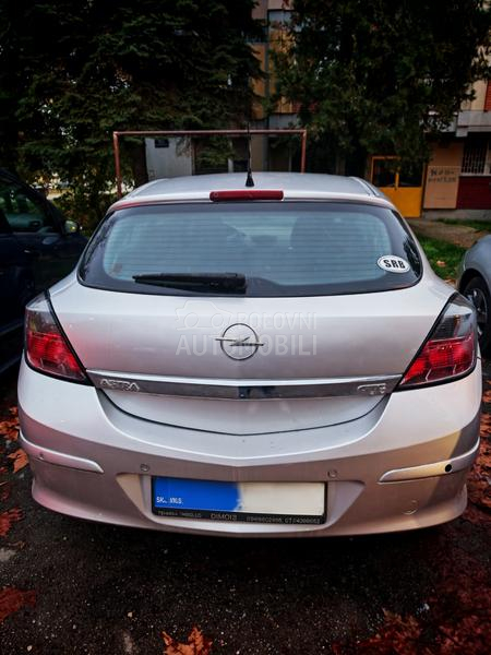 Opel Astra H GTC