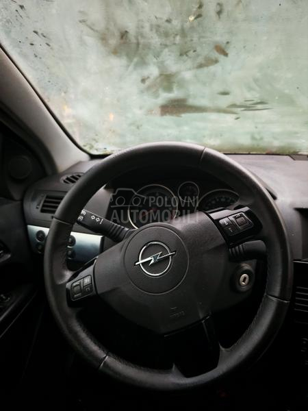 Opel Astra H GTC