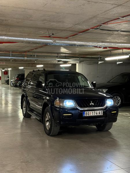 Mitsubishi Pajero Sport Montero
