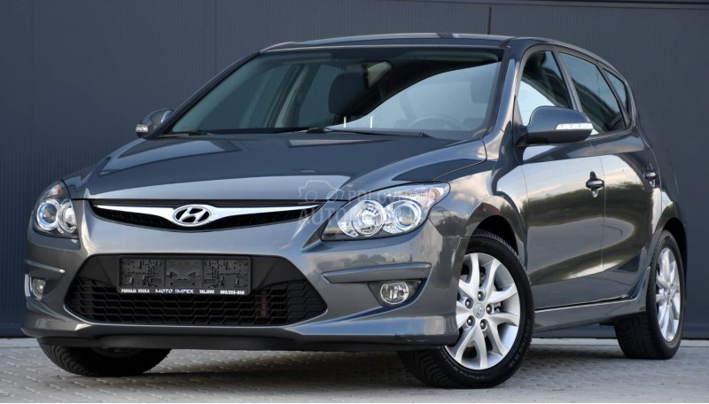 Hyundai i30 1.6 CRDI / AUT / CH