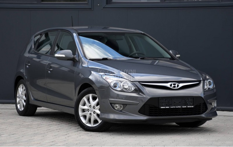Hyundai i30 1.6 CRDI / AUT / CH