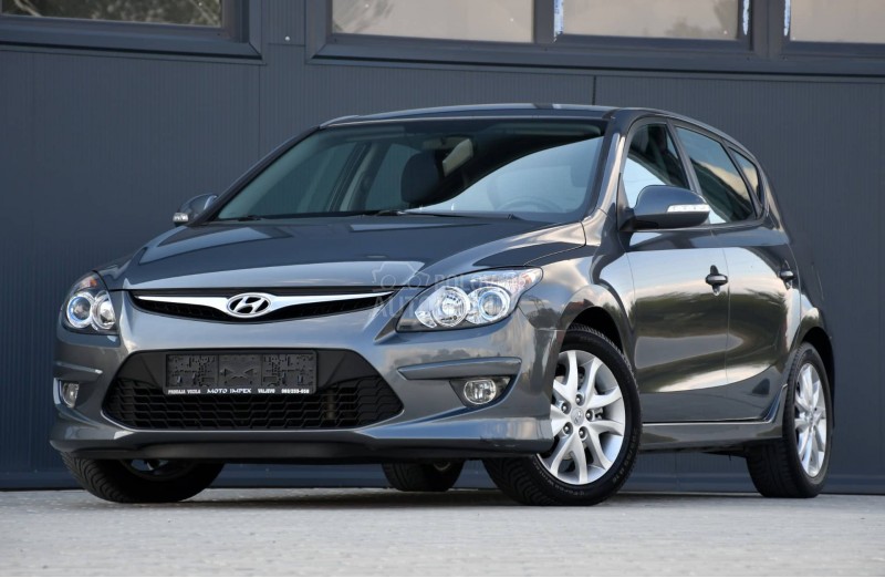 Hyundai i30 1.6 CRDI / AUT / CH