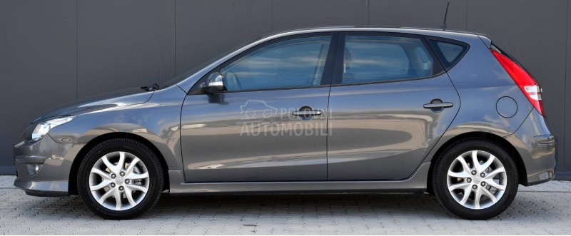 Hyundai i30 1.6 CRDI / AUT / CH