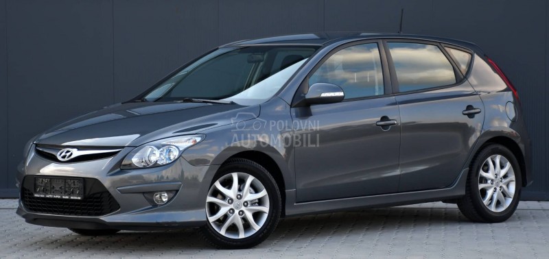 Hyundai i30 1.6 CRDI / AUT / CH