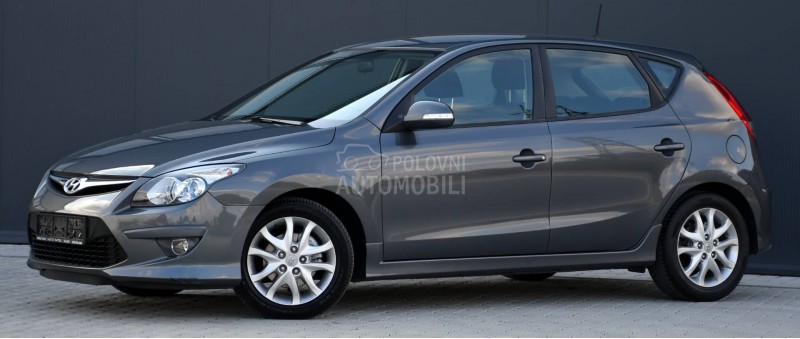 Hyundai i30 1.6 CRDI / AUT / CH