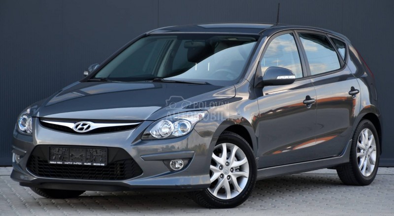 Hyundai i30 1.6 CRDI / AUT / CH