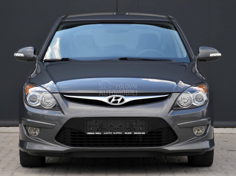 Hyundai i30 1.6 CRDI / AUT / CH
