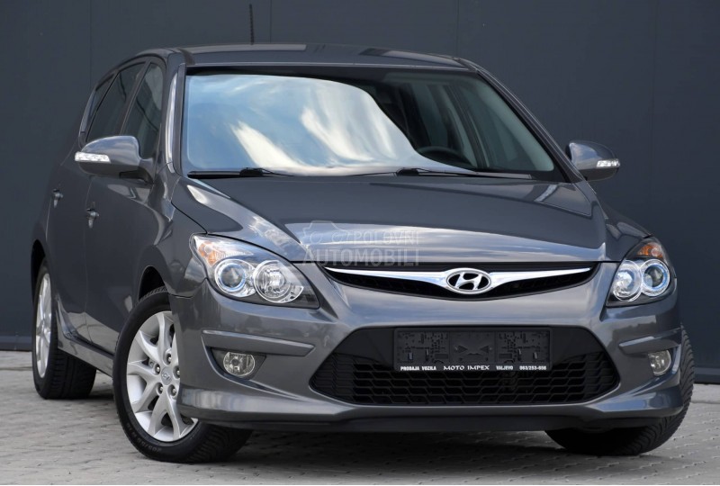 Hyundai i30 1.6 CRDI / AUT / CH