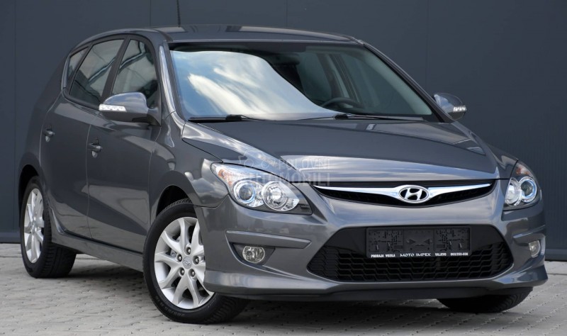 Hyundai i30 1.6 CRDI / AUT / CH