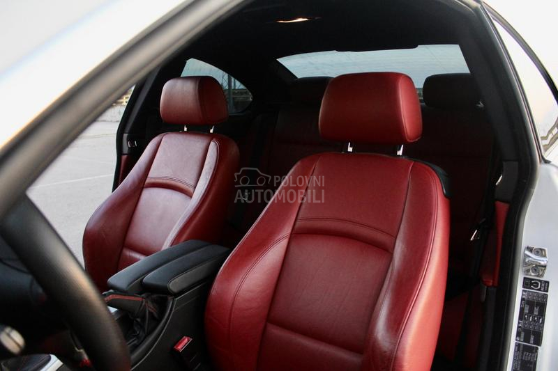 BMW 330 M Performance