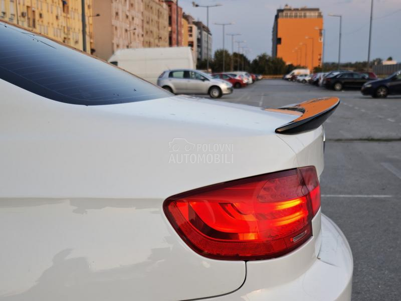 BMW 330 M Performance
