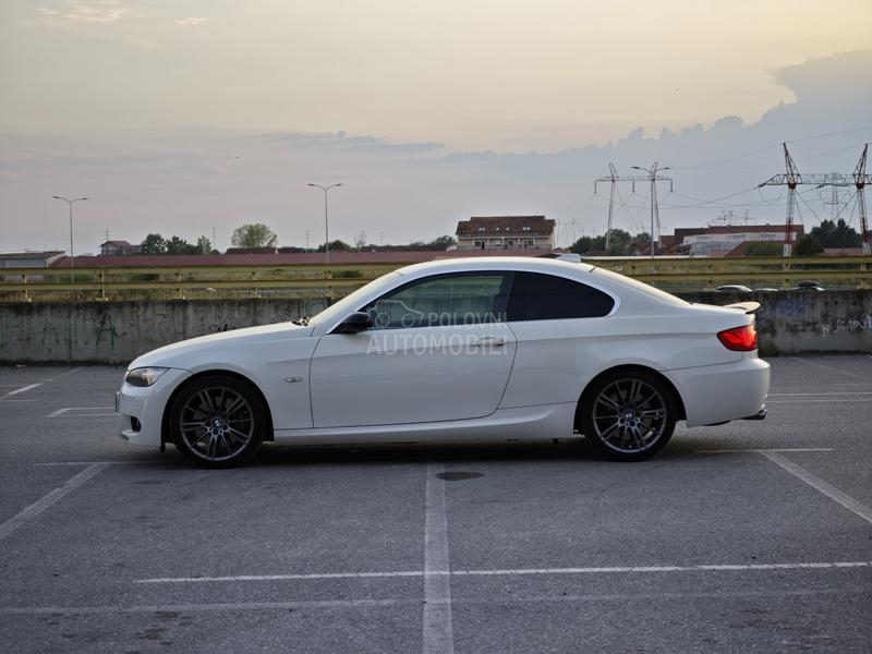 BMW 330 M Performance