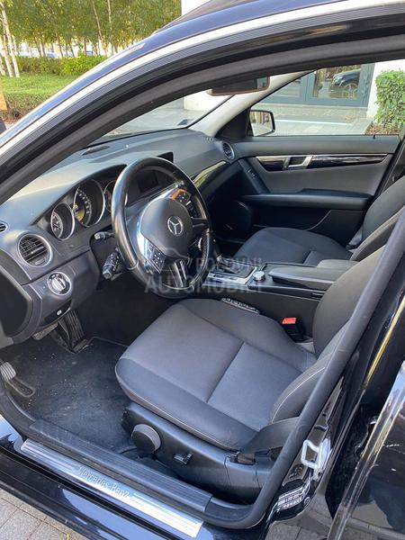 Mercedes Benz C 220 2.1 CDI