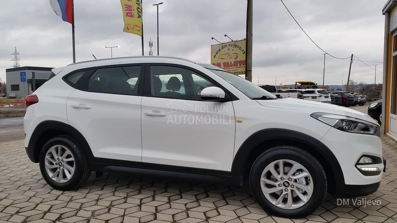 Hyundai Tucson 2.0 CRDI 4WD/KA0 N0V