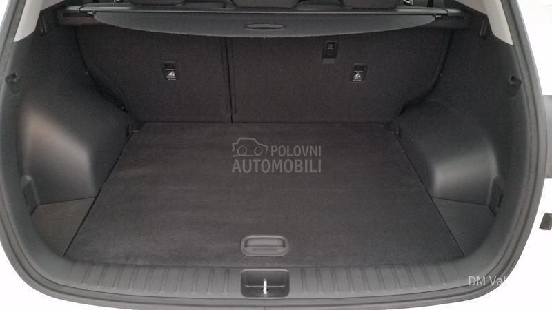 Hyundai Tucson 2.0 CRDI 4WD/KA0 N0V