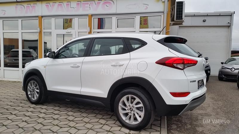 Hyundai Tucson 2.0 CRDI 4WD/KA0 N0V