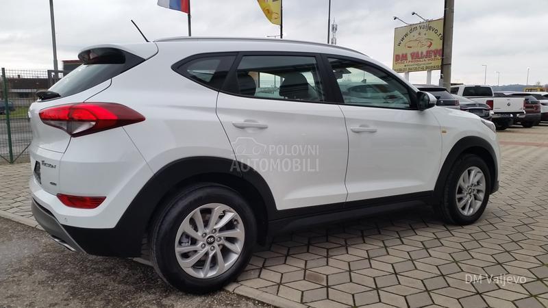 Hyundai Tucson 2.0 CRDI 4WD/KA0 N0V