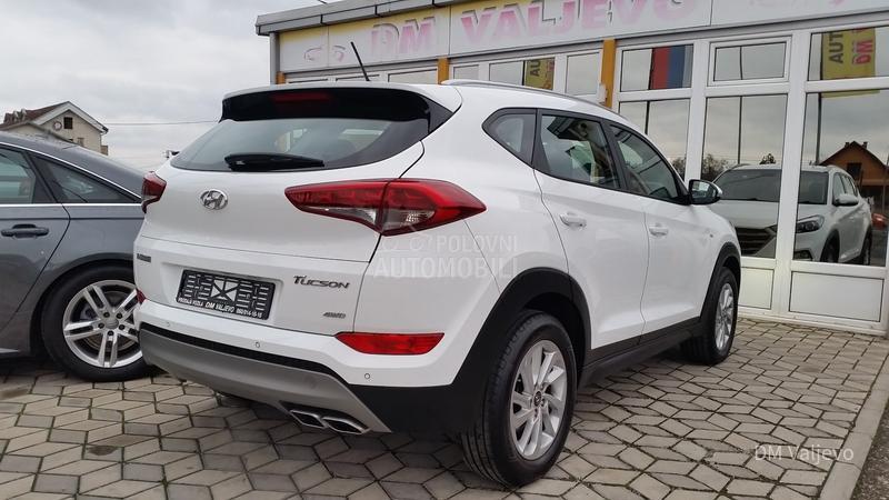 Hyundai Tucson 2.0 CRDI 4WD/KA0 N0V