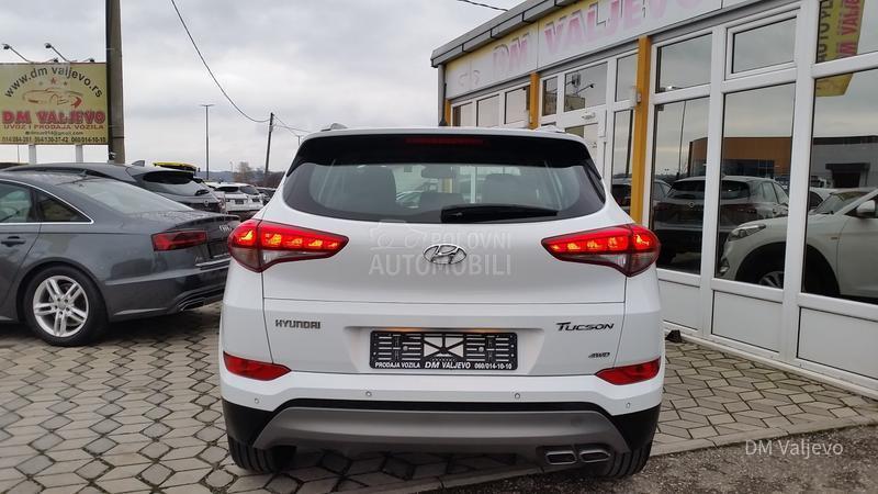Hyundai Tucson 2.0 CRDI 4WD/KA0 N0V