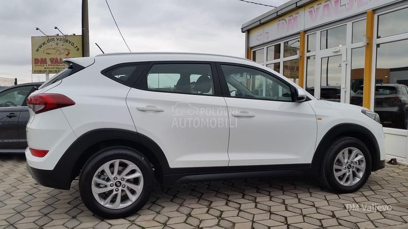 Hyundai Tucson 2.0 CRDI 4WD/KA0 N0V
