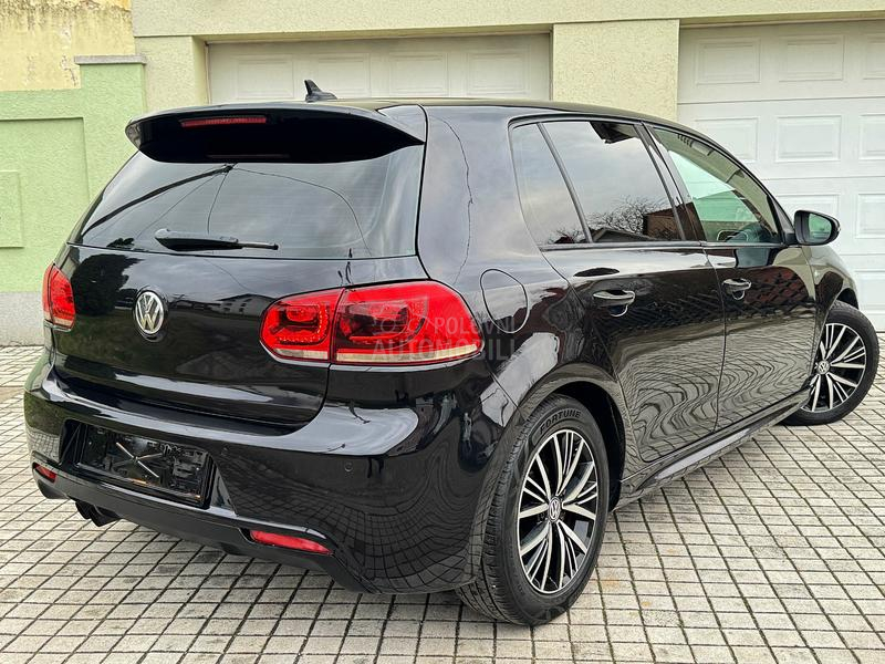 Volkswagen Golf 6 R LINE/LED/KOŽA/2.0
