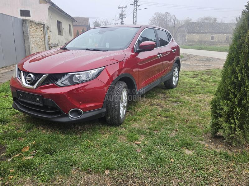Nissan Qashqai 1.2