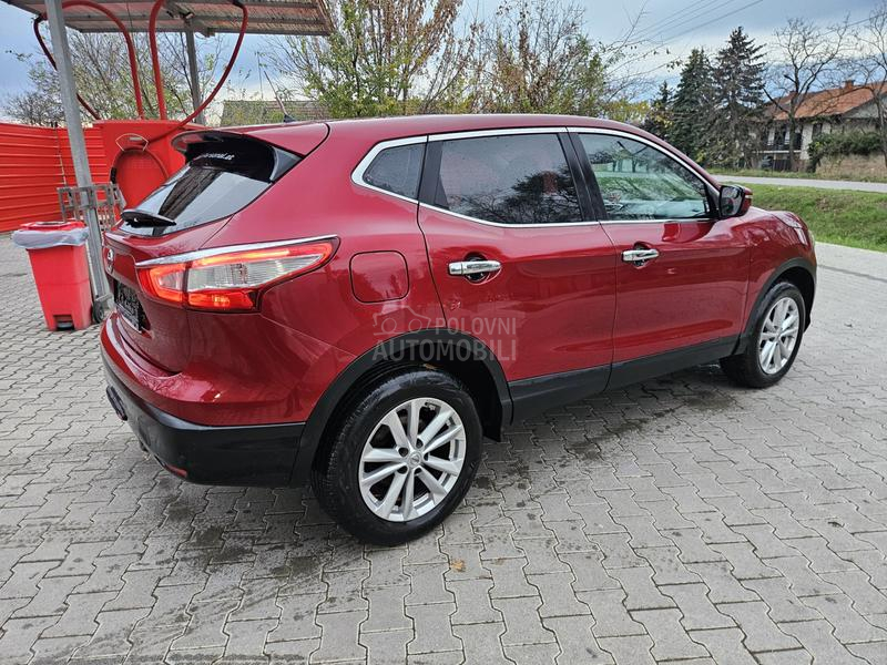 Nissan Qashqai 1.2