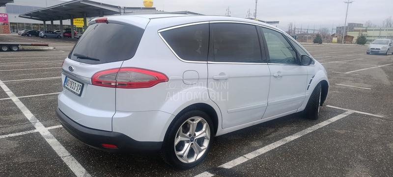 Ford S-Max 2.0 tdci TITANIJUM
