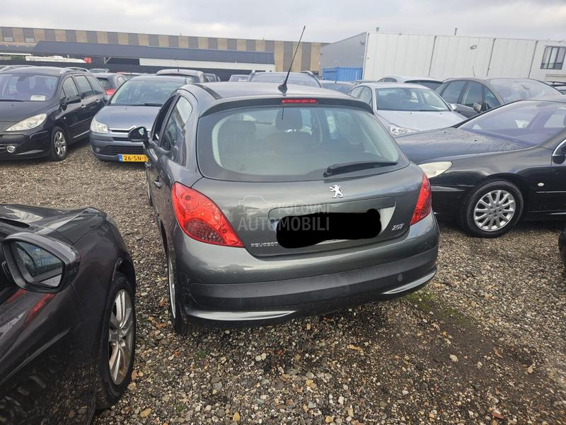Peugeot 207 1.4 16V
