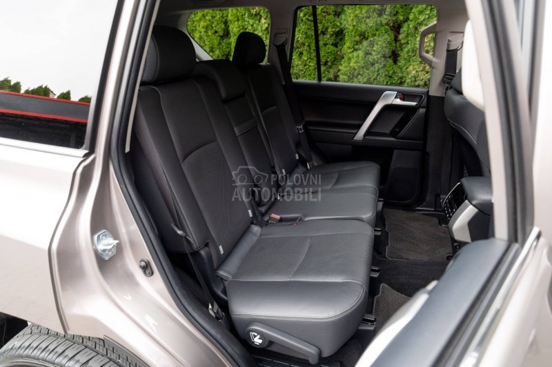 Toyota Land Cruiser PREMIUM/7 SEDIŠTA