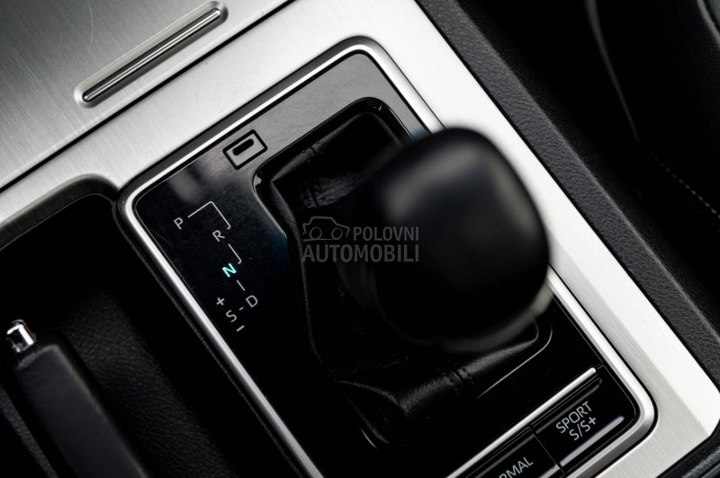 Toyota Land Cruiser PREMIUM/7 SEDIŠTA