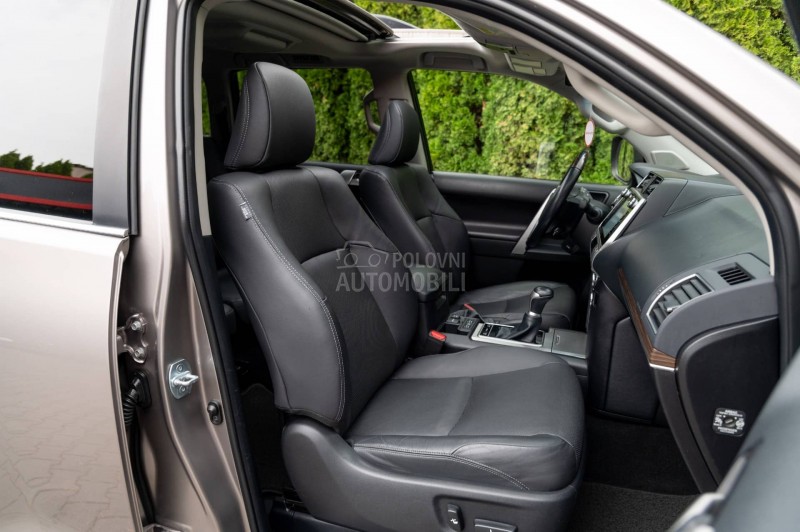 Toyota Land Cruiser PREMIUM/7 SEDIŠTA