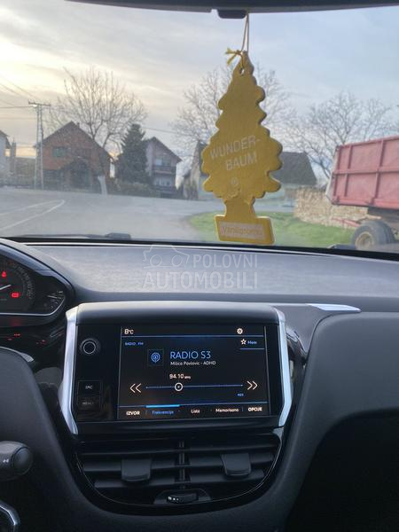 Peugeot 208 1.6hdi TOOP SNIZENO