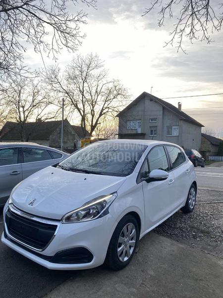 Peugeot 208 1.6hdi TOOP SNIZENO