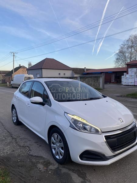 Peugeot 208 1.6hdi TOOP SNIZENO