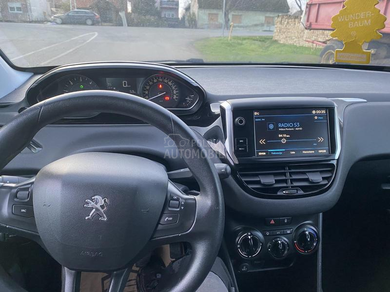 Peugeot 208 1.6hdi TOOP SNIZENO