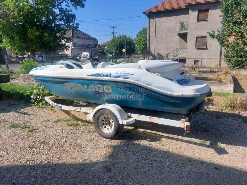 Sea-Doo challenger 1800