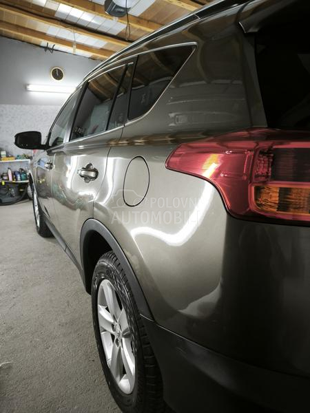 Toyota RAV 4 2.0 D-4D