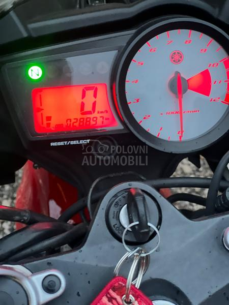 Yamaha r125
