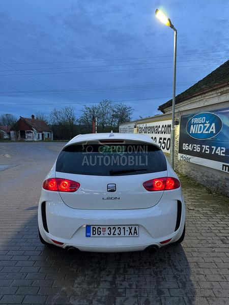 Seat Leon Aero R Line