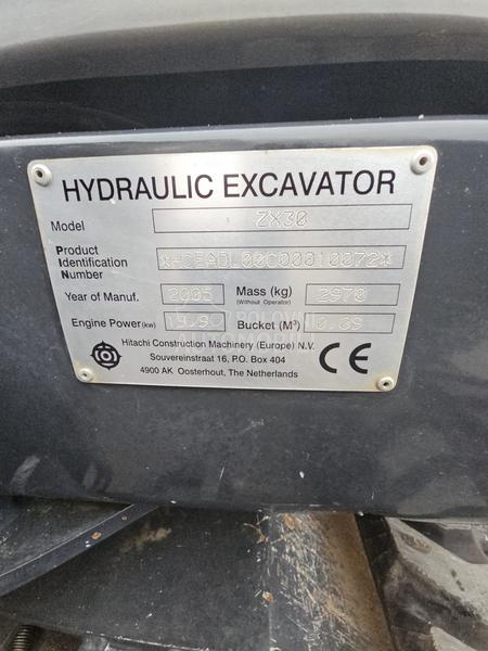 Hitachi Zaxis 30