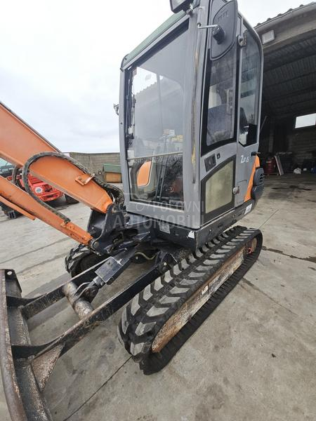 Hitachi Zaxis 30