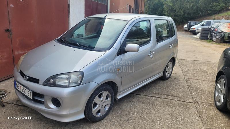 Daihatsu YRV 4WD