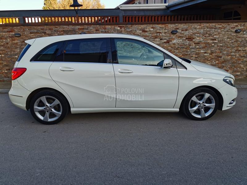 Mercedes Benz B 180 1.6 Svajcarska