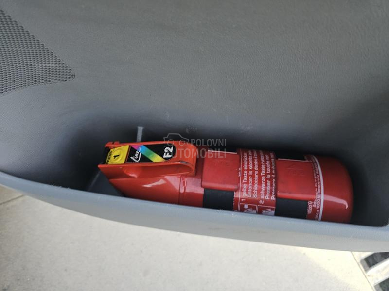 Volkswagen Transporter T5 2.0.tdi