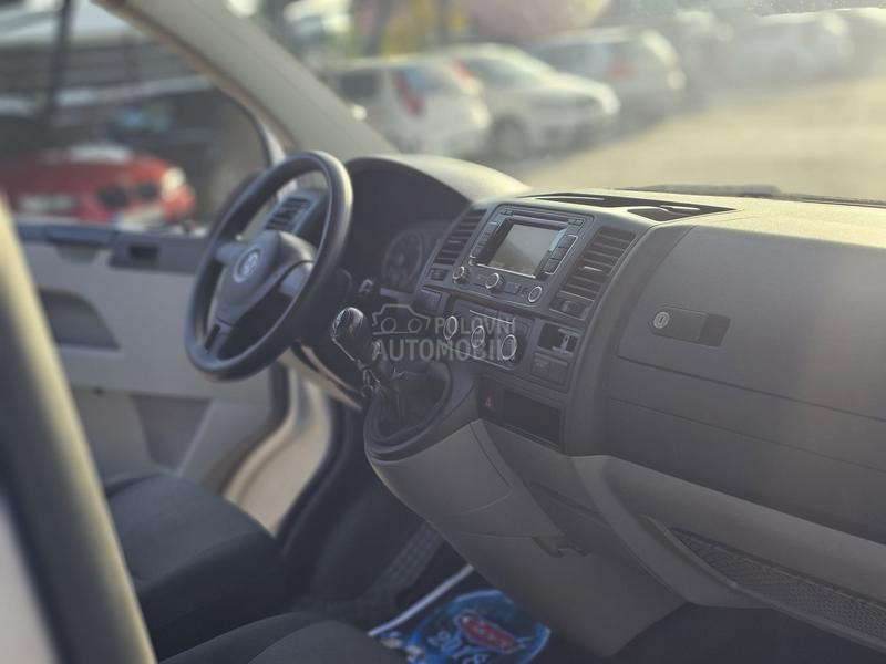 Volkswagen Transporter T5 2.0.tdi