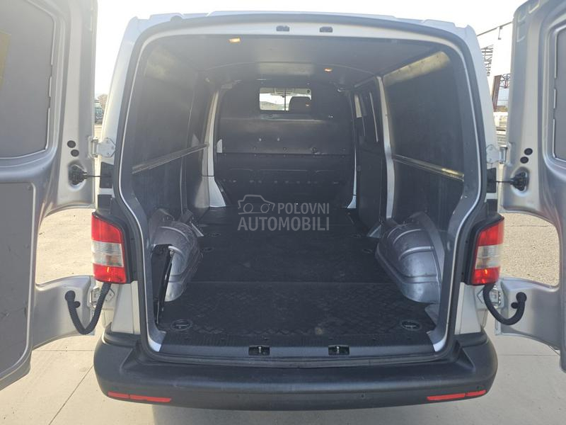 Volkswagen Transporter T5 2.0.tdi