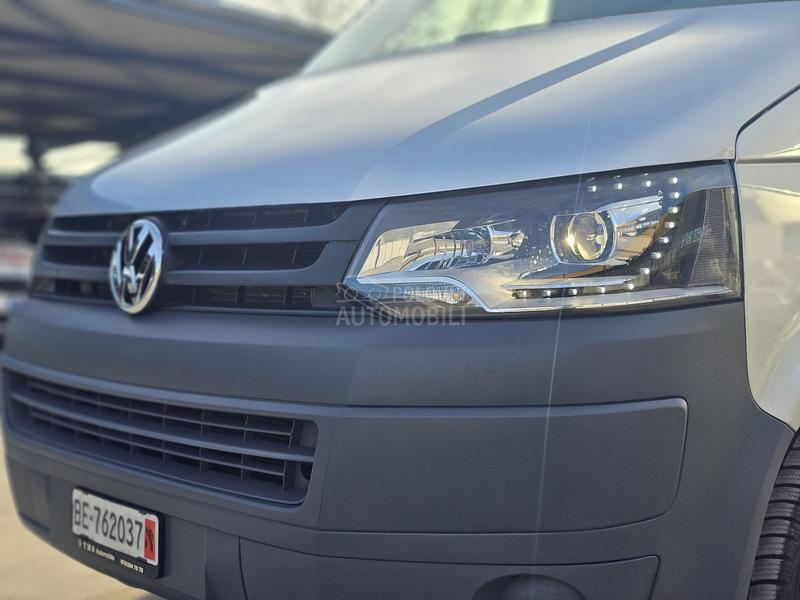 Volkswagen Transporter T5 2.0.tdi