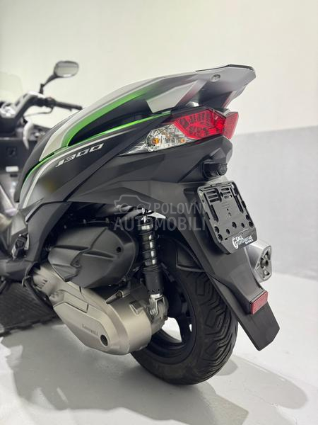 Kawasaki J300